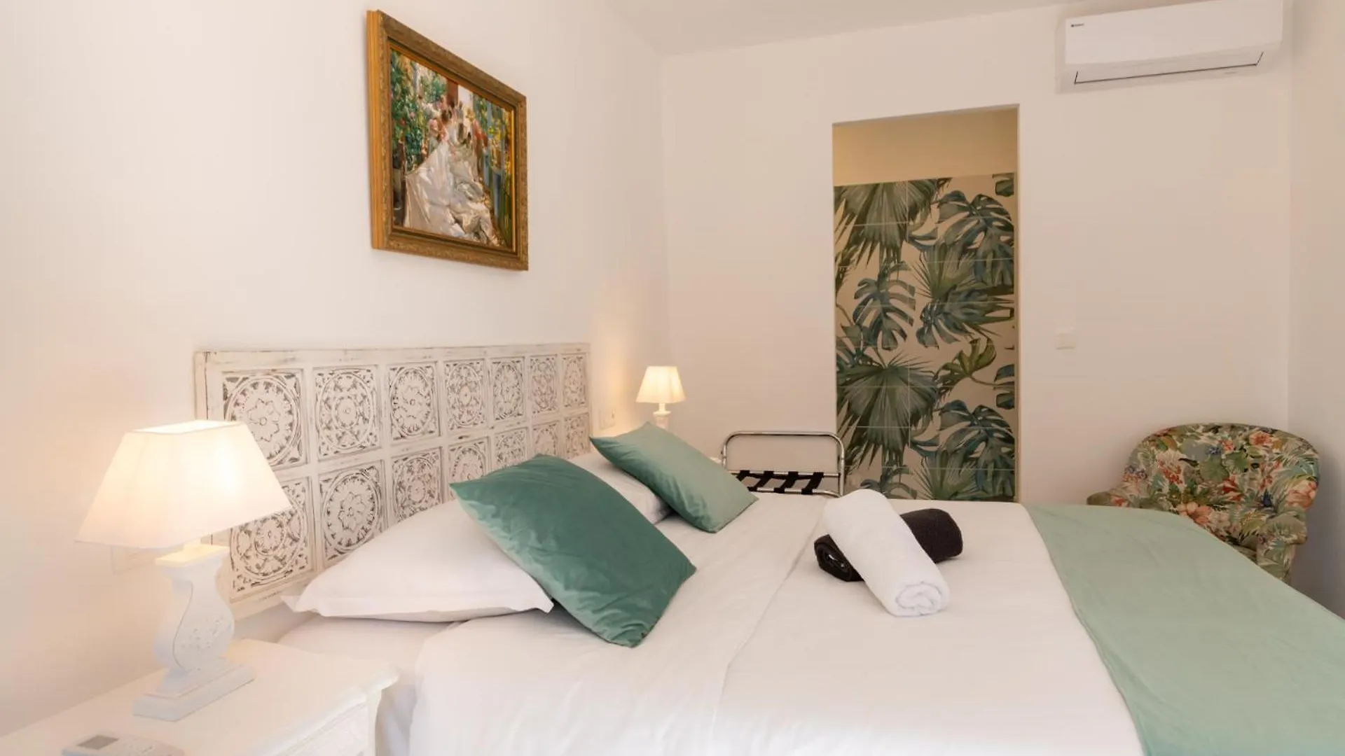 Bien D'Exception En Face Du Palais Des Papes Apartment Avignon
