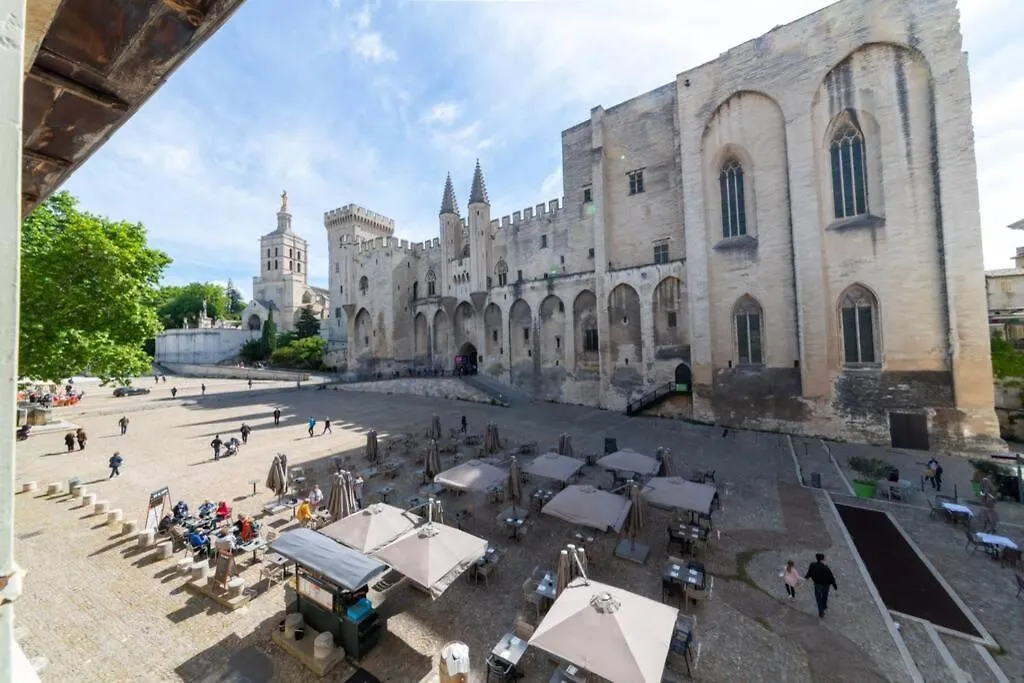 Bien D'Exception En Face Du Palais Des Papes Apartment Avignon 0*,  France